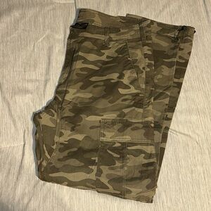 No Boundaries Men’s Camo Pants - 36x32
